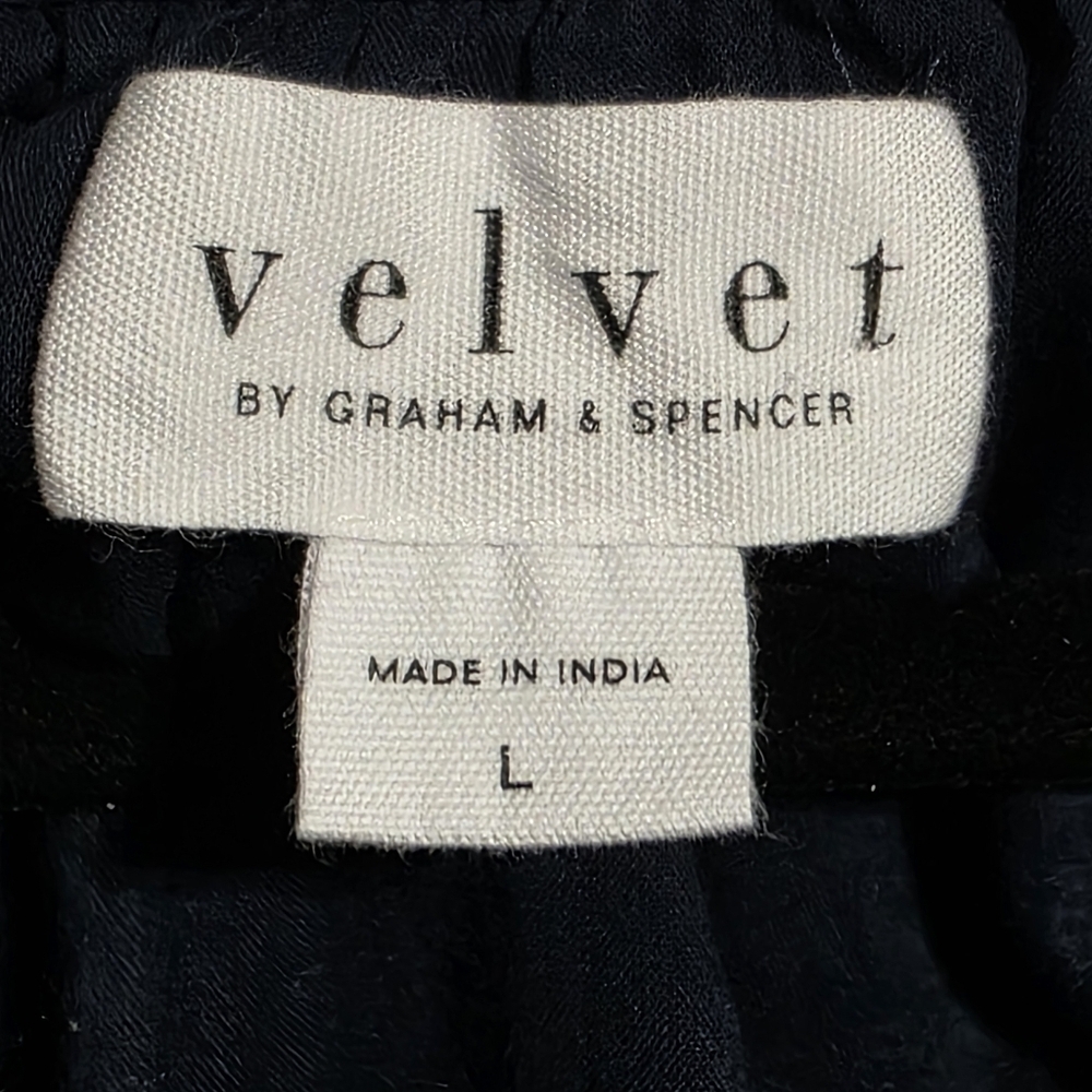 VELVET BY GRAHAM & SPENCER AMY EMBROIDERED NAVY WHITE TOP SZ L - Picture 10 of 11